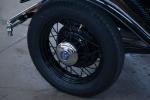 Ford V8 DeLuxe 3-Window Coupe 1932 года